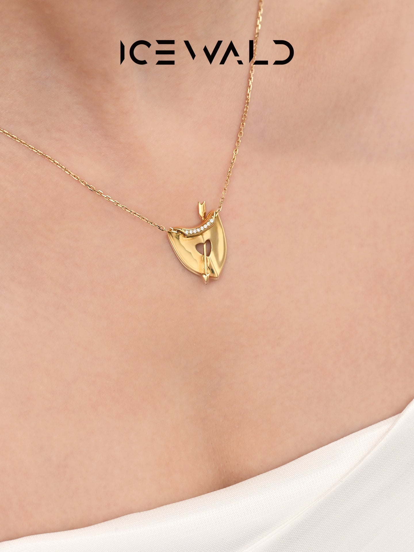ICEWALD Conquest, Metamorphosis, Heart shield, Devotion 18k gold diamond necklace